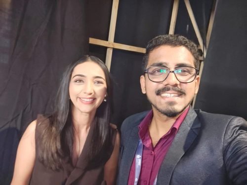 Presenter Aarohi Thate